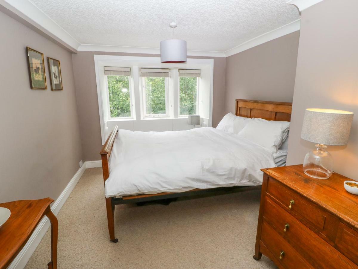 Bamforth Cottage โฮล์มเฟิร์ธ ภายนอก รูปภาพ